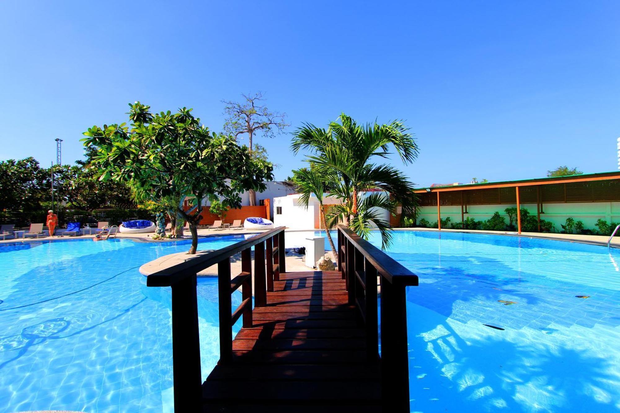 Coco Beach Hotel Jomtien Pattaya Екстериор снимка